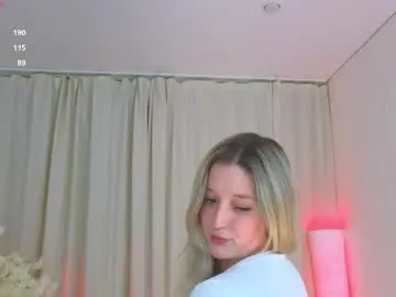 Chaturbate Free Live Porn of _b00bss_