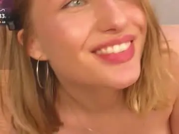 Chaturbate Nude Webcam of _b00bss_