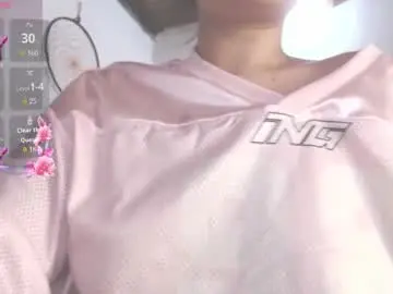 Chaturbate Live Sex Cam of dollysweet666