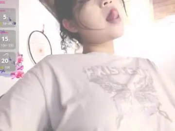 Chaturbate Adult Video Chat of dollysweet666