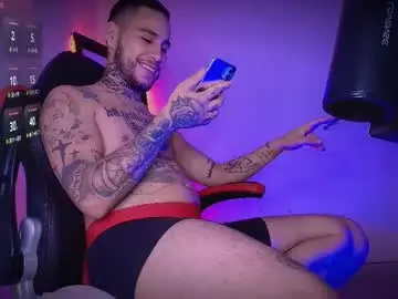 Chaturbate Free Porn Cam of hotlatinox20cm