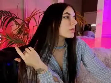 kelly_woods from chaturbate