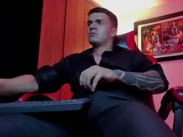 Chaturbate Best live sex cam show of alpha_dominus_