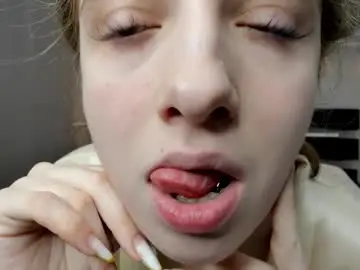 Chaturbate Adult Webcam of camilla_kelly