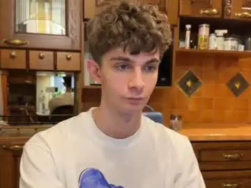 Chaturbate Free Live Porn of jerry_lucky