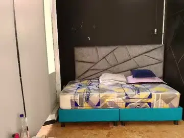 Chaturbate Sex Cam of liamonroee_