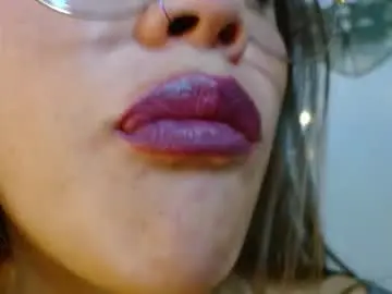 Chaturbate Adult Video Chat of miss_evoleth2