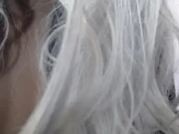 Chaturbate Adult Webcams of aleesha_cameron02