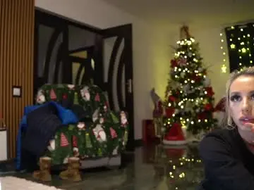 Chaturbate Live Sex Cam of lisaakira