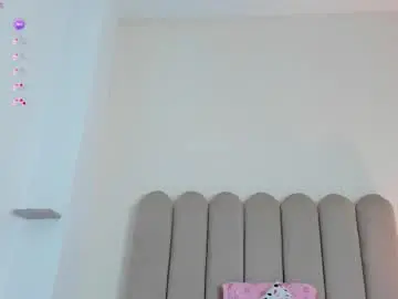 Chaturbate Best live sex cam show of luciana_fuster18