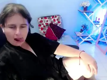 Chaturbate Free Porn Cam of selene_mom