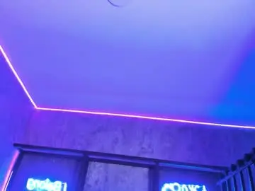 Chaturbate Free Live Porn of chloevixen_