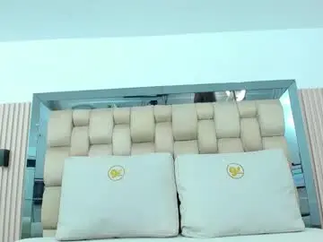 Chaturbate Sex Cam of ikia_lopez