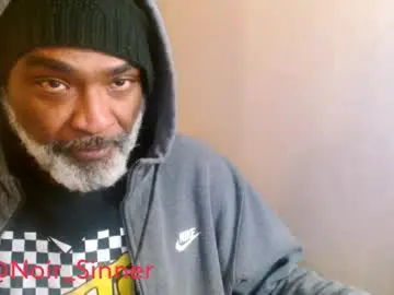 Chaturbate Live Sex Cam of sinnernoir