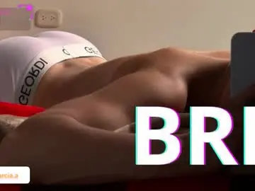 Chaturbate Live Sex Cam of liamwild20