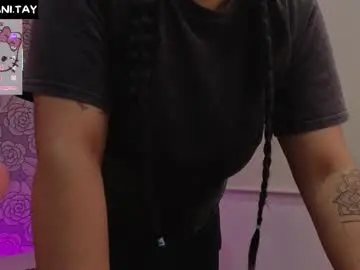 Chaturbate Live Porn of mellani_tay