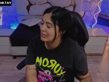 Chaturbate Live Porn of mellani_tay