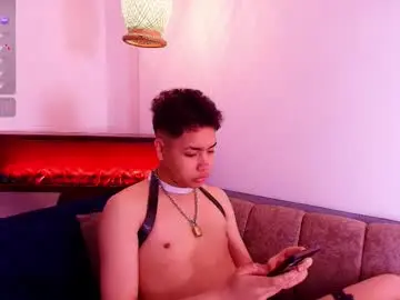 Chaturbate Adult Webcams of aleclightwood_dim