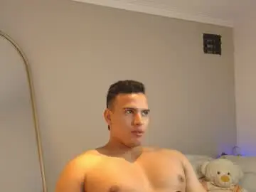 Chaturbate Live Sex Cam of areslevi