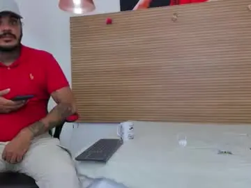 dhamian_wolf_hunter from chaturbate