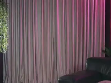 Chaturbate Best live sex cam show of mia_vebes