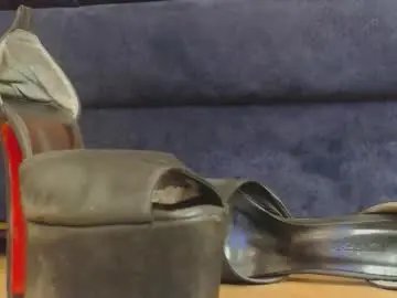 Chaturbate Watch Live Sex Cams of sensualmyra