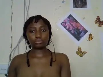 maee_y from chaturbate