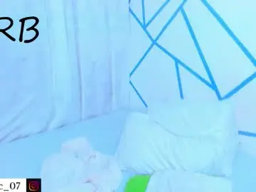 Chaturbate Live Sex Cam of liam_scott77