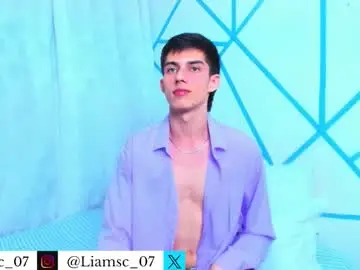 Chaturbate Nude Webcam of liam_scott77