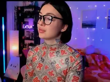 Chaturbate Live Sex Cam of magic_alie