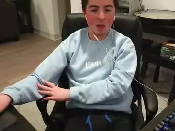 Chaturbate Free Porn Cam of moonlighter7