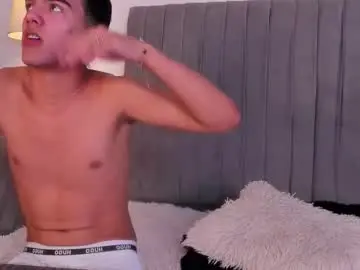 Chaturbate Nude Webcam of ryan_snake