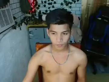 Chaturbate Live Porn of urcutefucking_asianboy