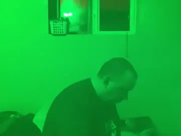 auz1812 from chaturbate