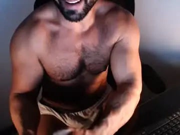 Chaturbate Free Live Porn of beard_top_guy