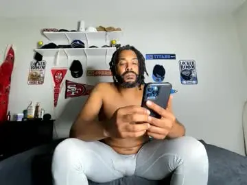 Chaturbate Live Sex Cam of bigdinca