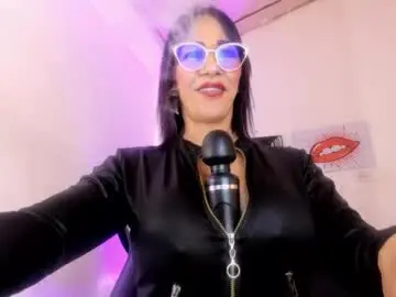 Chaturbate Nude Webcam of cristallmiller_