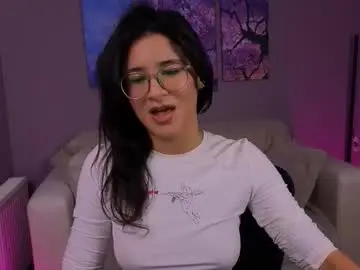 Chaturbate Nude Webcam of lia_make_love