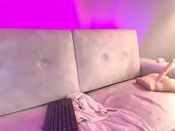 Chaturbate Adult Video Chat of mycutiebabe