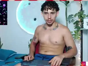 Chaturbate Live Sex Cam of no_face_69