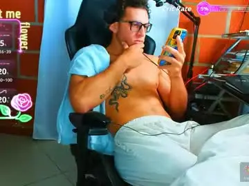 Chaturbate Watch Live Sex Cams of travisdiamonds