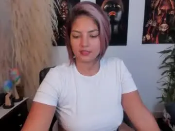 Chaturbate Best live sex cam show of 1wayra