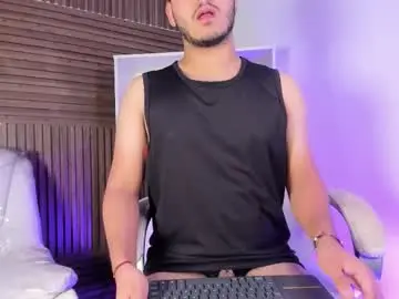 Chaturbate Sex Chat of axel_grey_