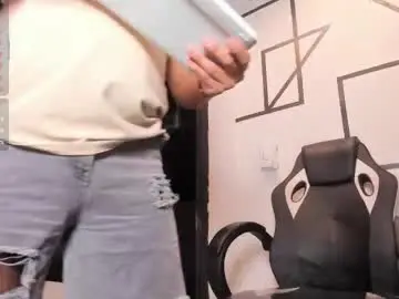 Chaturbate Live Sex of axel_grey_