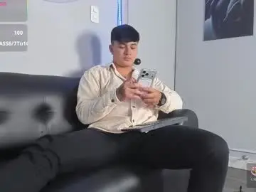 Chaturbate Nude Webcam of cristopher_strong