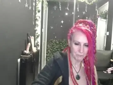 Chaturbate Live Sex Cam of saucysky