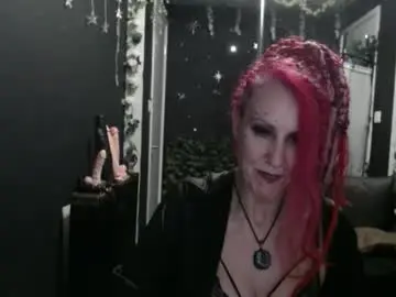 Chaturbate Live Sex Cam of saucysky