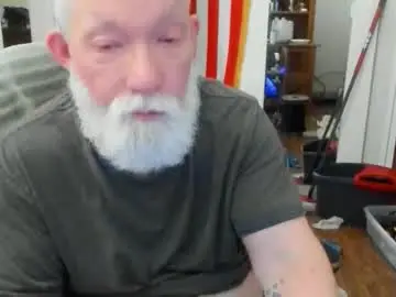 Chaturbate Live Sex Cam of troy49