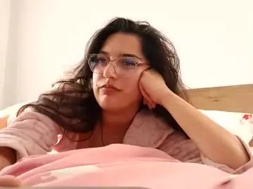 Chaturbate Nude Webcam of miareys