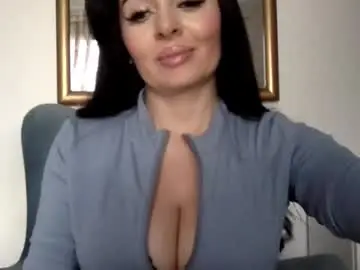 Chaturbate Free Porn Cam of sensuallstella